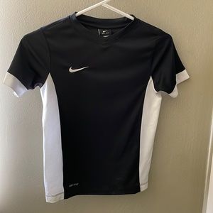 Nike dri-fit short sleeved shirt black